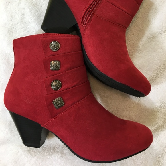 SOLD ~ Covington Susan Red Suede Booties NWOT - Picture 6 of 8